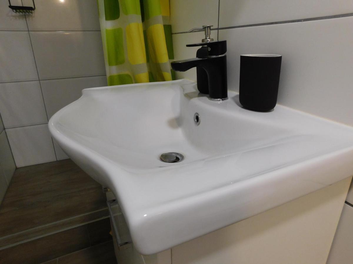 Ledek Apartment 卢布尔雅那 外观 照片